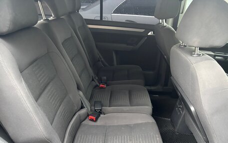 Volkswagen Touran III, 2008 год, 635 000 рублей, 27 фотография