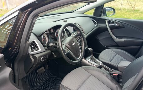 Opel Astra J, 2014 год, 835 000 рублей, 4 фотография