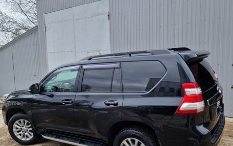 Toyota Land Cruiser Prado 150 рестайлинг 2, 2015 год, 4 890 000 рублей, 2 фотография