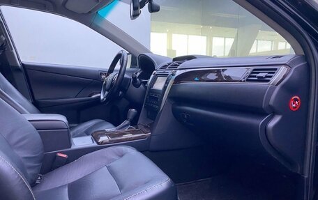 Toyota Camry, 2015 год, 2 199 000 рублей, 13 фотография