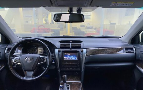 Toyota Camry, 2015 год, 2 199 000 рублей, 17 фотография