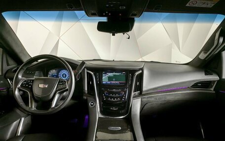 Cadillac Escalade IV, 2017 год, 5 000 000 рублей, 14 фотография