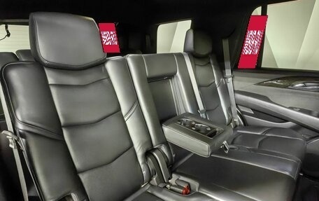 Cadillac Escalade IV, 2017 год, 5 000 000 рублей, 17 фотография