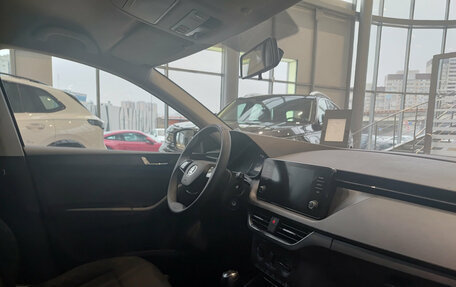 Skoda Rapid II, 2021 год, 1 595 000 рублей, 15 фотография