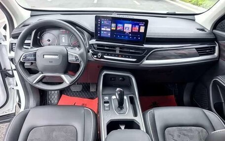 Haval H6, 2023 год, 1 850 000 рублей, 6 фотография