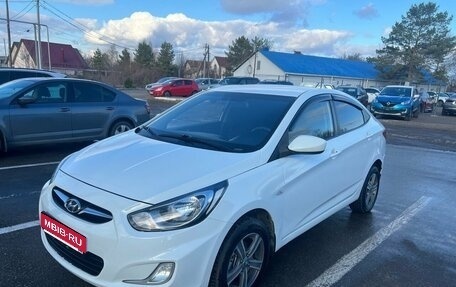 Hyundai Solaris II рестайлинг, 2013 год, 830 000 рублей, 1 фотография