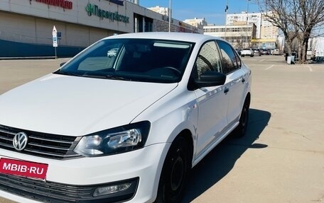 Volkswagen Polo VI (EU Market), 2016 год, 880 000 рублей, 1 фотография