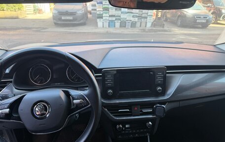 Skoda Rapid II, 2022 год, 1 615 000 рублей, 6 фотография