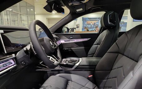 BMW 7 серия, 2025 год, 17 000 000 рублей, 11 фотография