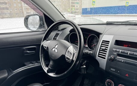 Mitsubishi Outlander III рестайлинг 3, 2010 год, 1 150 000 рублей, 12 фотография