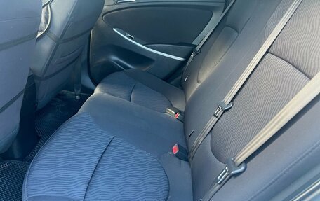 Hyundai Solaris II рестайлинг, 2013 год, 830 000 рублей, 7 фотография