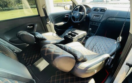 Volkswagen Polo VI (EU Market), 2016 год, 880 000 рублей, 16 фотография