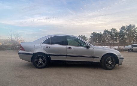 Mercedes-Benz C-Класс, 2003 год, 410 000 рублей, 6 фотография