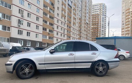 Mercedes-Benz C-Класс, 2003 год, 410 000 рублей, 5 фотография