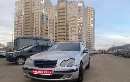 Mercedes-Benz C-Класс, 2003 год, 410 000 рублей, 2 фотография