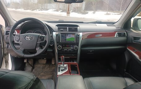 Toyota Camry, 2012 год, 1 510 000 рублей, 10 фотография