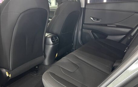Hyundai Elantra, 2021 год, 2 000 000 рублей, 10 фотография
