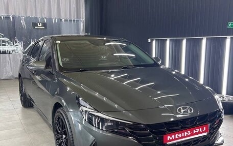 Hyundai Elantra, 2021 год, 2 000 000 рублей, 2 фотография