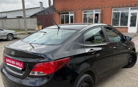 Hyundai Solaris II рестайлинг, 2016 год, 777 000 рублей, 3 фотография