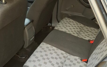 Ford Focus II рестайлинг, 2006 год, 400 000 рублей, 16 фотография