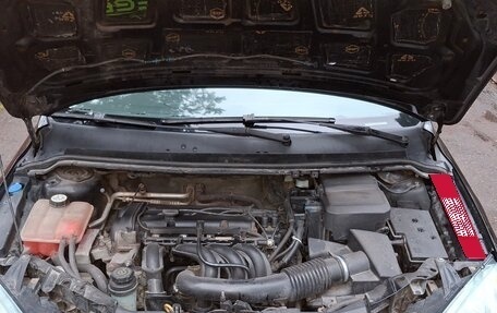 Ford Focus II рестайлинг, 2006 год, 400 000 рублей, 13 фотография