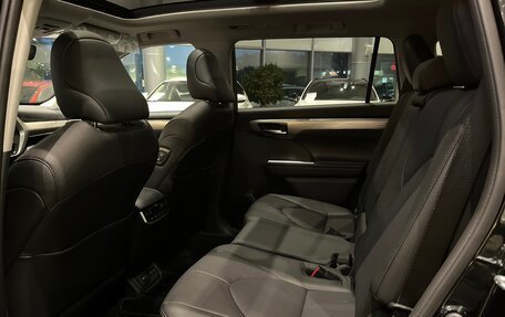 Toyota Highlander, 2025 год, 5 770 000 рублей, 15 фотография