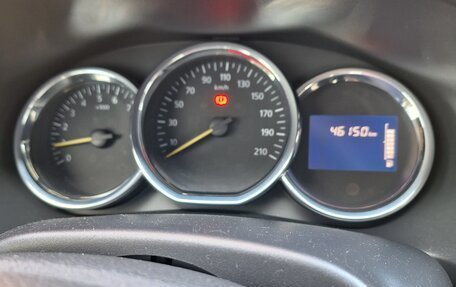 Renault Logan II, 2018 год, 1 150 000 рублей, 5 фотография