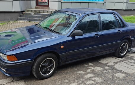 Mitsubishi Galant VIII, 1990 год, 140 000 рублей, 3 фотография