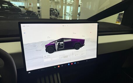 Tesla Cybertruck, 2024 год, 18 200 000 рублей, 9 фотография