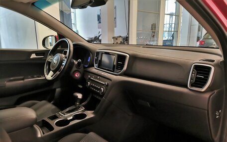 KIA Sportage IV рестайлинг, 2019 год, 2 205 000 рублей, 12 фотография