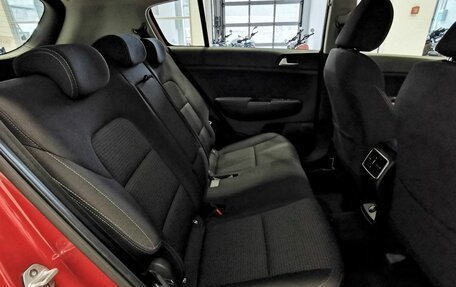 KIA Sportage IV рестайлинг, 2019 год, 2 205 000 рублей, 15 фотография