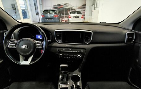 KIA Sportage IV рестайлинг, 2019 год, 2 205 000 рублей, 13 фотография