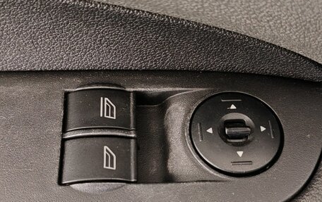 Ford Focus II рестайлинг, 2006 год, 400 000 рублей, 18 фотография