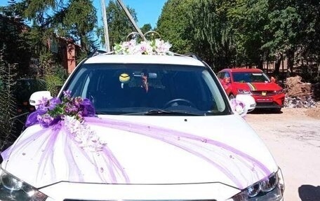 Mitsubishi Outlander III рестайлинг 3, 2010 год, 800 000 рублей, 1 фотография