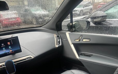 BMW iX, 2022 год, 6 000 000 рублей, 9 фотография