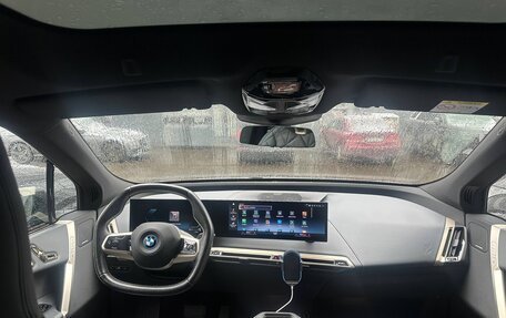 BMW iX, 2022 год, 6 000 000 рублей, 8 фотография