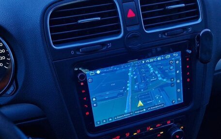 Volkswagen Golf VI, 2010 год, 700 000 рублей, 16 фотография