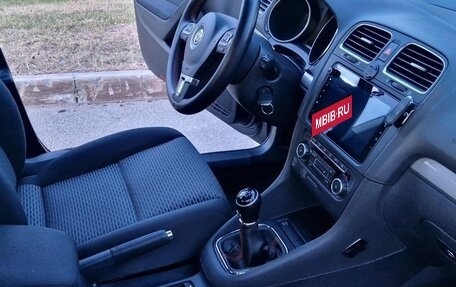 Volkswagen Golf VI, 2010 год, 700 000 рублей, 6 фотография