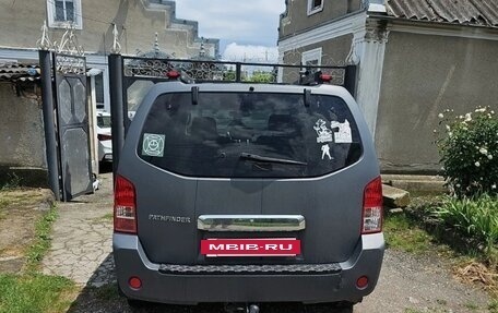 Nissan Pathfinder, 2005 год, 900 000 рублей, 2 фотография