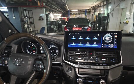 Toyota Land Cruiser 200, 2014 год, 4 500 000 рублей, 4 фотография