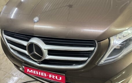 Mercedes-Benz V-Класс, 2017 год, 4 700 000 рублей, 2 фотография