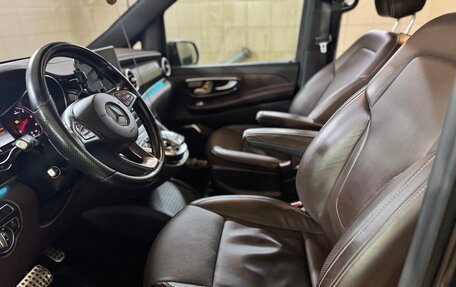 Mercedes-Benz V-Класс, 2017 год, 4 700 000 рублей, 17 фотография