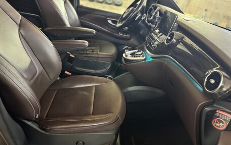 Mercedes-Benz V-Класс, 2017 год, 4 700 000 рублей, 13 фотография