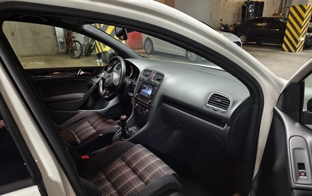 Volkswagen Golf GTI VII, 2011 год, 1 450 000 рублей, 13 фотография