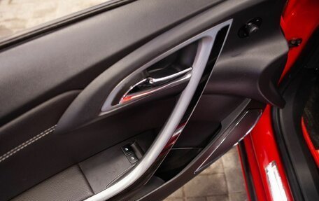 Opel Astra J, 2011 год, 825 000 рублей, 33 фотография