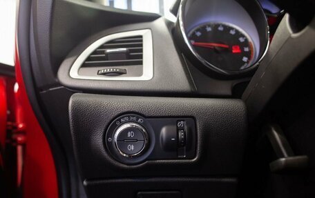 Opel Astra J, 2011 год, 825 000 рублей, 34 фотография