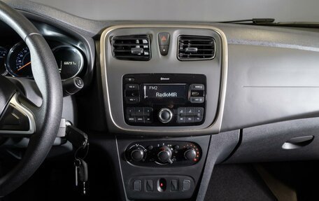 Renault Logan II, 2019 год, 1 220 000 рублей, 17 фотография