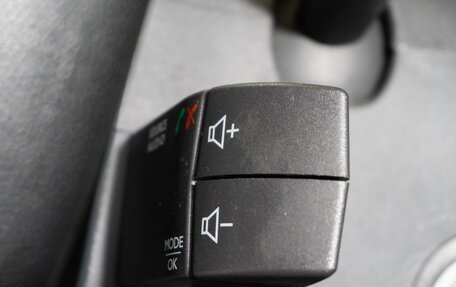 Renault Logan II, 2019 год, 1 220 000 рублей, 24 фотография