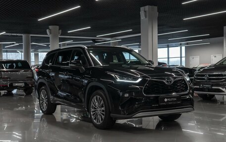 Toyota Highlander, 2026 год, 5 800 000 рублей, 2 фотография