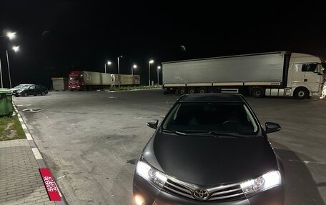 Toyota Corolla, 2013 год, 1 070 000 рублей, 14 фотография